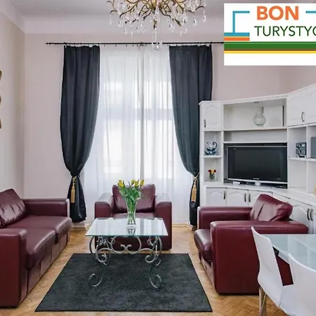 Rembrandt Apartahotel 3*