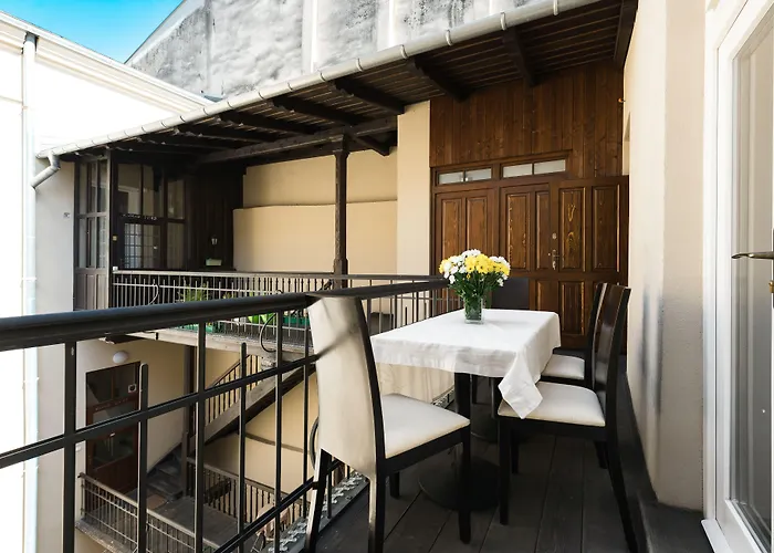 Rembrandt Aparthotel