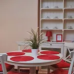 Rembrandt Aparthotel 3*