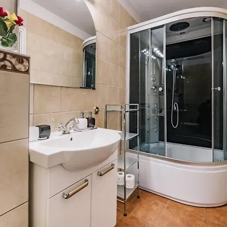 伦勃朗公寓酒店 公寓式酒店