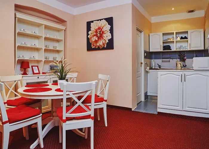 Rembrandt Апарт-отель 3*